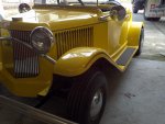 yellow_car_e.jpg